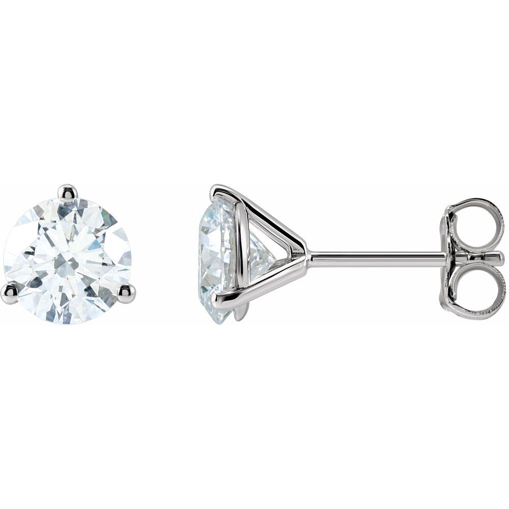 Tai 3 prong Round Cut Diamond Stud Earrings