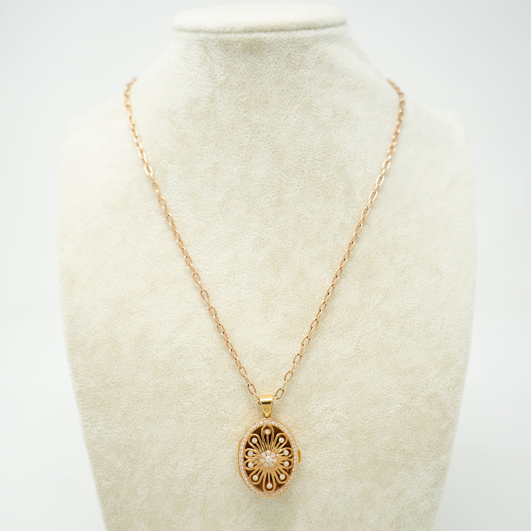 Floral Elegance Diamond Locket