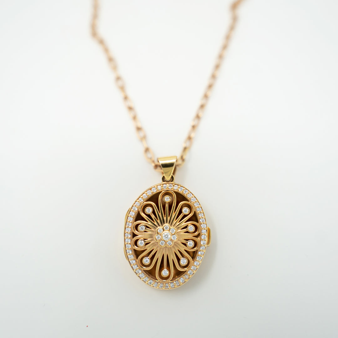 Floral Elegance Diamond Locket